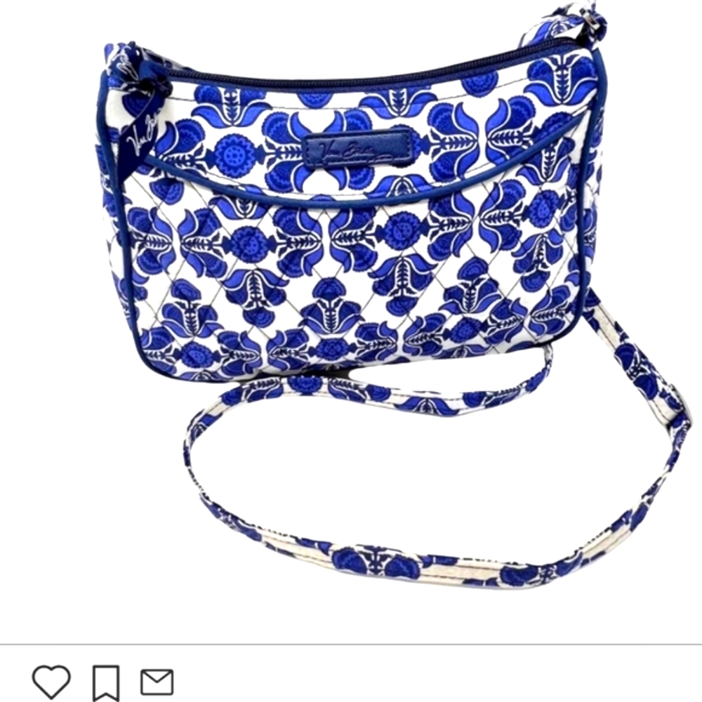 Vera Bradley retired colbolt tile pattern crossbody.